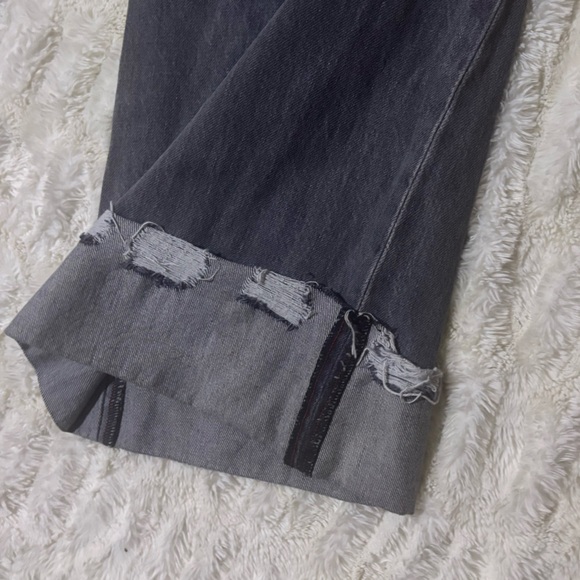 ALICE + OLIVIA Women’s Distressed High Waist Raw Cuffed Boyfriend Jeans - Picture 10 of 16